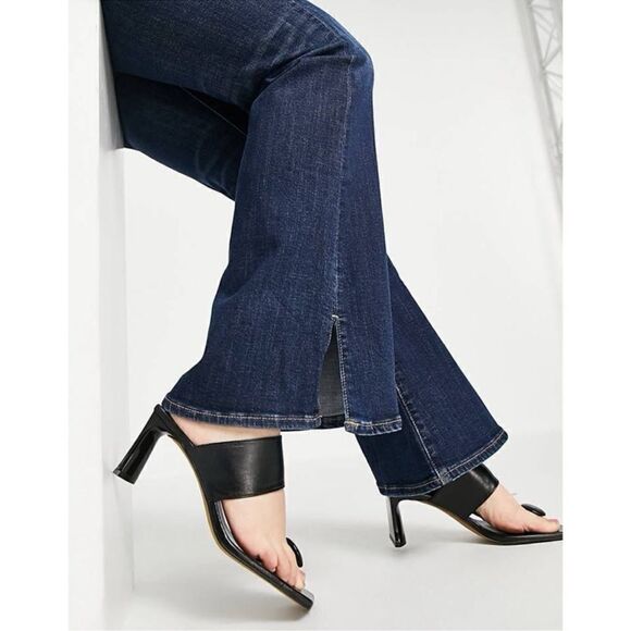 American Eagle next level stretch super high rise flare jeans with slit at ankle - Picture 3 of 12